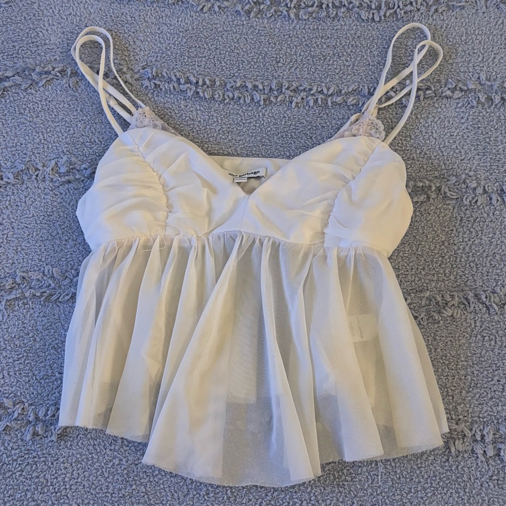 Chic White Lace-Trimmed Camisole